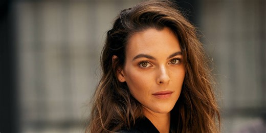 Este protector solar hidrata como una crema de día y se siente como si no llevaras nada en la cara