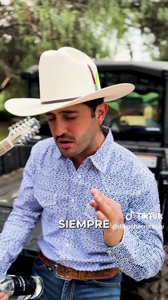 Sigues en mi mente - Diego Herrera en el Regional Mexicano