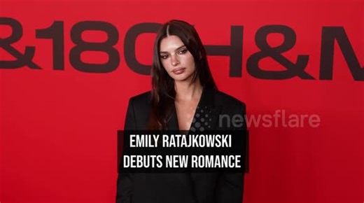 Emily Ratajkowski debuts new romance