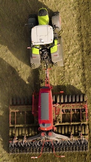 The harmony of efficiency and pure power at work in the field 🫶😍