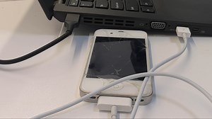 给这台12年产的4s刷入iOS 9.3.6