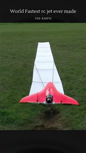 This RC Jet Hits 700 KM/H 😳🔥 #shorts #trending #airplane #viral #jet #aviation #jetaircraft
