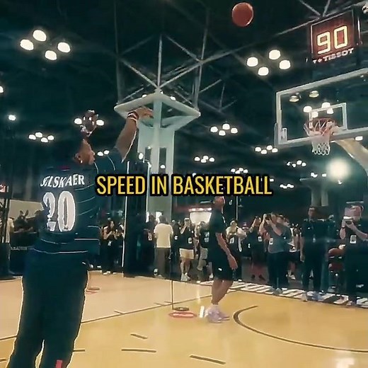ISHOWSPEED IN BASKETBALL 💀 🔥