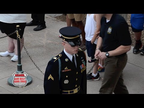 Changing of the guard Tomb of the Unknown Soldier - Arlington Cemetery - HD - FULL approach and exit