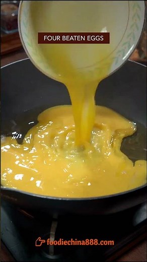 EASY STIR-FRIED LUFFA WITH EGGS RECIPE #recipe #cooking #chinesefood #luffa #egg #vegetables