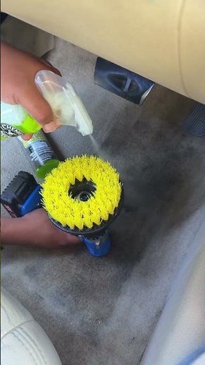 💦 Removing stubborn stains #chemicalguys #automobile #stains #interior #cleaning #restoration #diy