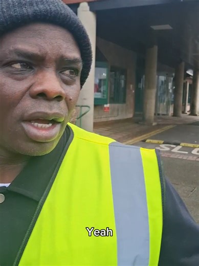 Cedar Court Wakefield, Security really didn't want us looking in the window 😆