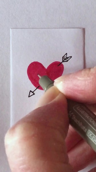 Quick and Easy Doodle Ideas: Drawing a Love Heart for Your BFF