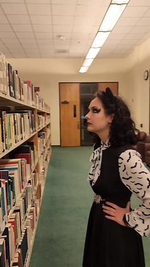 Here's how to read the Library of Congress Classification call numbers in the SENMC Library! #SENMC #SENMCLibrary #Library #libraryofcongress #LCC #books #callnumber