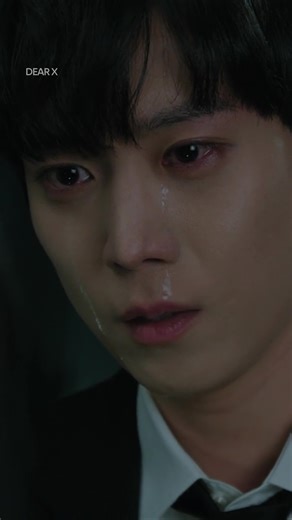 Is this the moment Jun-seo finally lets her go? #DearX #KimYouJung #KimYoungDae | HBO Max