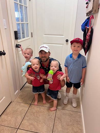 Great ready with me, dad’s version!! #triplets #lifewithtriplets #grwm #getreadywithme #tripletsplusone #vlog #dailyvlog #dailyinspiration | Life with Triplets.