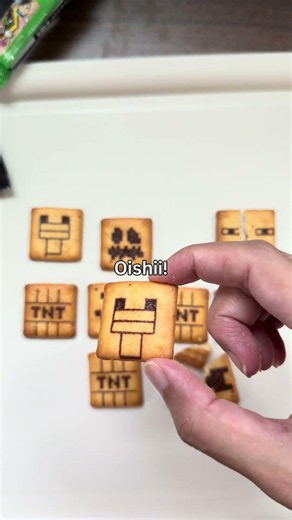 Opening two japanese minecraft gachas!