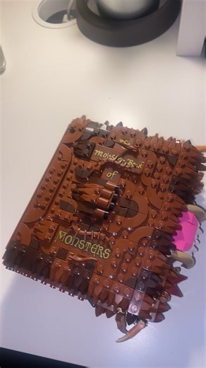 Harry Potter Lego: Monster Book of Monsters Creation