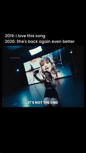 Vocalist Hub on Instagram: "“Post Sx Clarity” arrives as a quietly powerful new chapter from Lola Young, Written during a time of reflection and distance, the song captures the calm that follows emotional chaos, the moment when adrenaline fades and honesty takes over. The release creates a striking contrast with “Blind Love” from six years ago: where that track carried youthful urgency and romantic intensity, this new song feels older, steadier, and more self-aware. Lola went away for a few mont