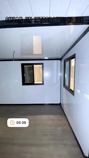 20ft container (fits small trucks!) → 37㎡ in 5 mins (all-in-one living space). 2 people set up in 1.5hrs (no heavy gear), level 10 windproof 40mm insulation. Ideal for rural getaways/city temp stays—portable, cozy! 🚚🏠 #PrefabBuilding #ExpandableContainerHouse #PrefabHousing #ModularConstruction #ContainerHomes #ConstructionSolutions | 张琛