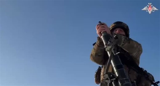 Rather rare footage of a direct hit of a fragmentation-explosive mine on the personnel of the Armed Forces of Ukraine🔥 | War Flags Phases