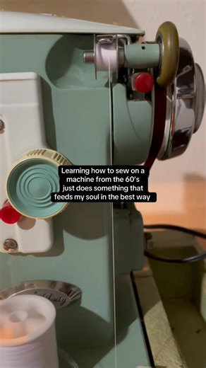 1960’s sewing machine 🤍🙌🏻 | Magnolia Vintage TX
