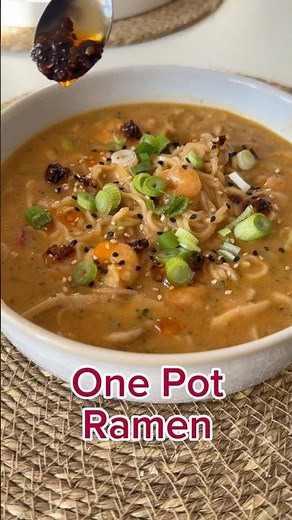 One Pot Ramen mit Monsieur Cuisine