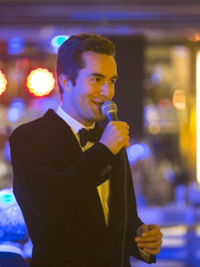 Smooth jazz. Sophisticated swing. The perfect atmosphere for your London event. 🎷✨ Turn your sound on to hear Peter and the Soho Project.