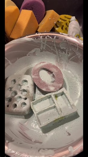 I wasn’t gone post this but I guess..#asmr #cleantok #powderbomb | cleaningtok