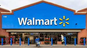 Shoppers slam Walmart's 'horrendous' payment policy after chain cancels order
