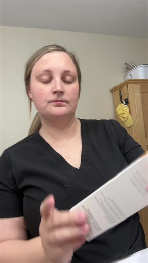 ✨ Gentle exfoliation without the burn ✨ Farmacy Bright On is my go-to for smoother, brighter skin—no dryness, no irritation. Daily AHA exfoliation that actually respects your skin barrier 🍋💛 If you want glow without the sting, this one’s worth it. #FarmacyBeauty #BrightOn #SkincareTok #GentleExfoliation #AHASkincare