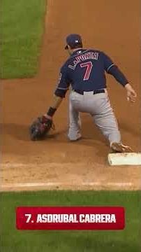 The GREATEST barehanded plays of all time!! 😍