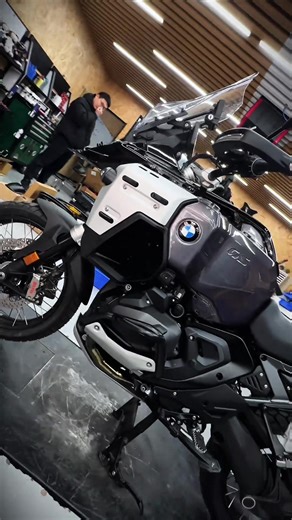 Let's modify this motorcycle together.#motorcycle #bmwmotorsport #fyp #bmw1300gs #motorcyclemodification