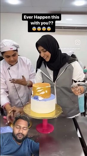 cake banane ka tarika jaane#viralvideo #funny #trendingshorts #explore #viralshorts #youtubeshorts