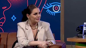 Robert Berisha tregon se Fifi e kishte shkruar këngën e tij të parë në karrierë ... | Robi plaket kur don vet