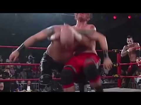 The Moves : CM Punk - Full Nelson Legsweep