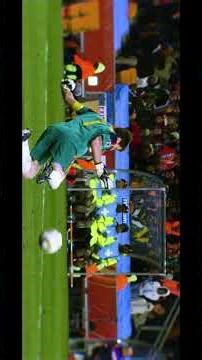 🦸‍♂️ Your favorite superheroes have a special mission: In search of the second 𝑬𝑺𝑻𝑹𝑬𝑳𝑳𝑨.