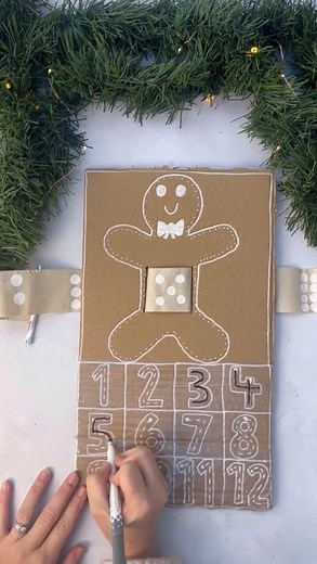 ✨GINGERBREAD MAN COUNTING BOARD ✨ What better way to practice numbers and counting than with the cutest little gingerbread man! As always I’ve made this into a printable version for you so you can play along without having to make it. Simply leave a comment and you’ll get a copy of this in your inbox for FREE! Let’s make this Christmas magical at home and without the extra cost 🥰 #funathome #homeed #learningthroughplay❤️ #christmasfun | littlehappylearners