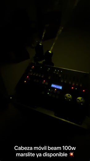 Cabeza Móvil Beam de 100W: Pruebas y Efectos