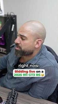 Bidding live on a 2025 911 GT3 RS