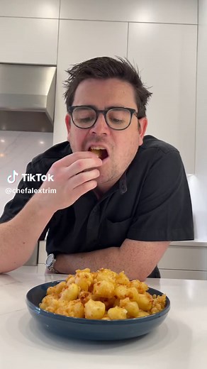 Fried Cheese Curds Full Recipe on my Instagram #cheesecurds #friedcheesecurds #statefood #statefoods #friedfood #crispy #cheeserecipe #recipes #receta #yummy #viral #trending #fyp #foryou #foryoupage #foodie #viralrecipes