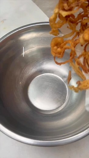 164K views · 7.1K reactions | Cripsy onion rings 暈 Ou chips d’oignon....