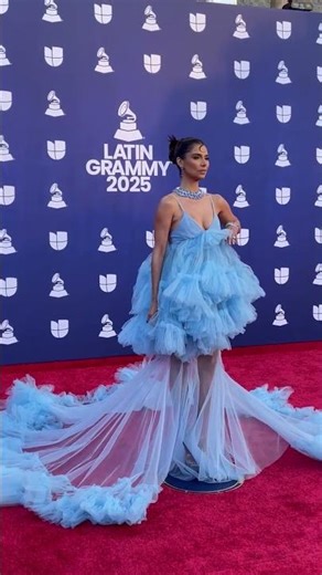 Así llegaba Rosalyn Sanchez a los Latin Grammy 2025