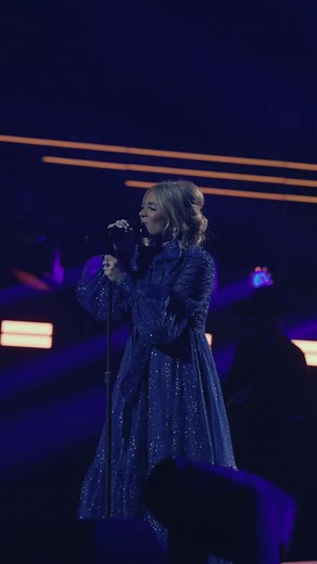 The #DoveAwards are full of iconic moments. When Brooke Ligertwood joined Anne Wilson to sing, “What A Beautiful Name” that was one of them!! 🕊🤍 Catch this special moment and more with the encore presentation of the Dove Awards THIS FRIDAY, Oct. 28th at 8:00p.m. ET and 10:00p.m. ET or STREAM NOW on the TBN App or TBN’s YouTube Channel! | GMA Dove Awards