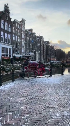 Amsterdam: A Love Letter