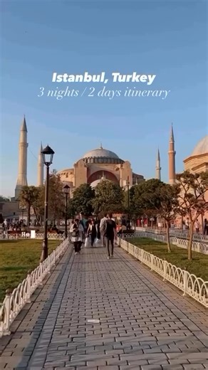 Istanbul Turkey 🇹🇷 on Instagram: "🇹🇷 Here is your ISTANBUL travel guide 🎥 @the.wanderlust.times #Turkey#istanbul#travel#picoftheday#ayasofyaphotoofthed aytravel_addictbluemosquetravelphotographytravellife pictureofthedayskyporntravelgrammyfairphotography beautifulamazingTurquiapictureviajarphotographern atureparadisesunsetmezquitaAzulpamukkale"