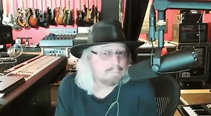 I joined Rick Rubin on The Broken record podcast this week! We listened to some Bee Gees songs together that I haven't heard in years and also talked about how I made my new album “Greenfields” (plus an idea for what could come next). Listen now! http://podcasts.pushkin.fm/broken-record-barry-gibb?sid=bg | Barry Gibb