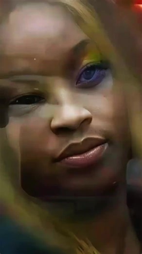 Her Reaction To Viral Video Was Priceless 😅😂#followers #funny #tik_tok #prank #foryou