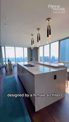 Take a look inside Chicago’s third tallest building!
