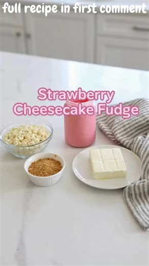37K views · 575 reactions | Easy 4-Ingredient Strawberry Cheesecake Fudge Creamy 4-Ingredient Strawberry Cheesecake Fudge with Sweet Swirls and Velvety Texture Ingredients: 1 bag white chocolate chips (12 oz) 1 tub canned cream cheese frosting (16 oz) | Easy Recipes | Facebook