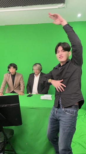 DJ Ly on the mix🤏😈#MENGLY