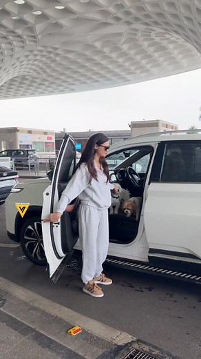 18K views · 103 reactions | Daisy Shah Spotted At Mumbai Airport | Viral Bhayani Videos | Facebook
