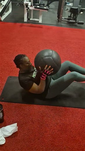 Core Day Exercise #2: Elevated Russian Twists w/Slam Ball. 5 rounds @ 40+ seconds.