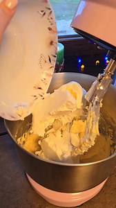 1.5M views · 16K reactions | Prăjitura Fanta Blat: 250 gr unt (82%...