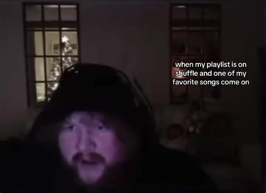 Caseoh's Playlist Shuffle: A Musical Reaction